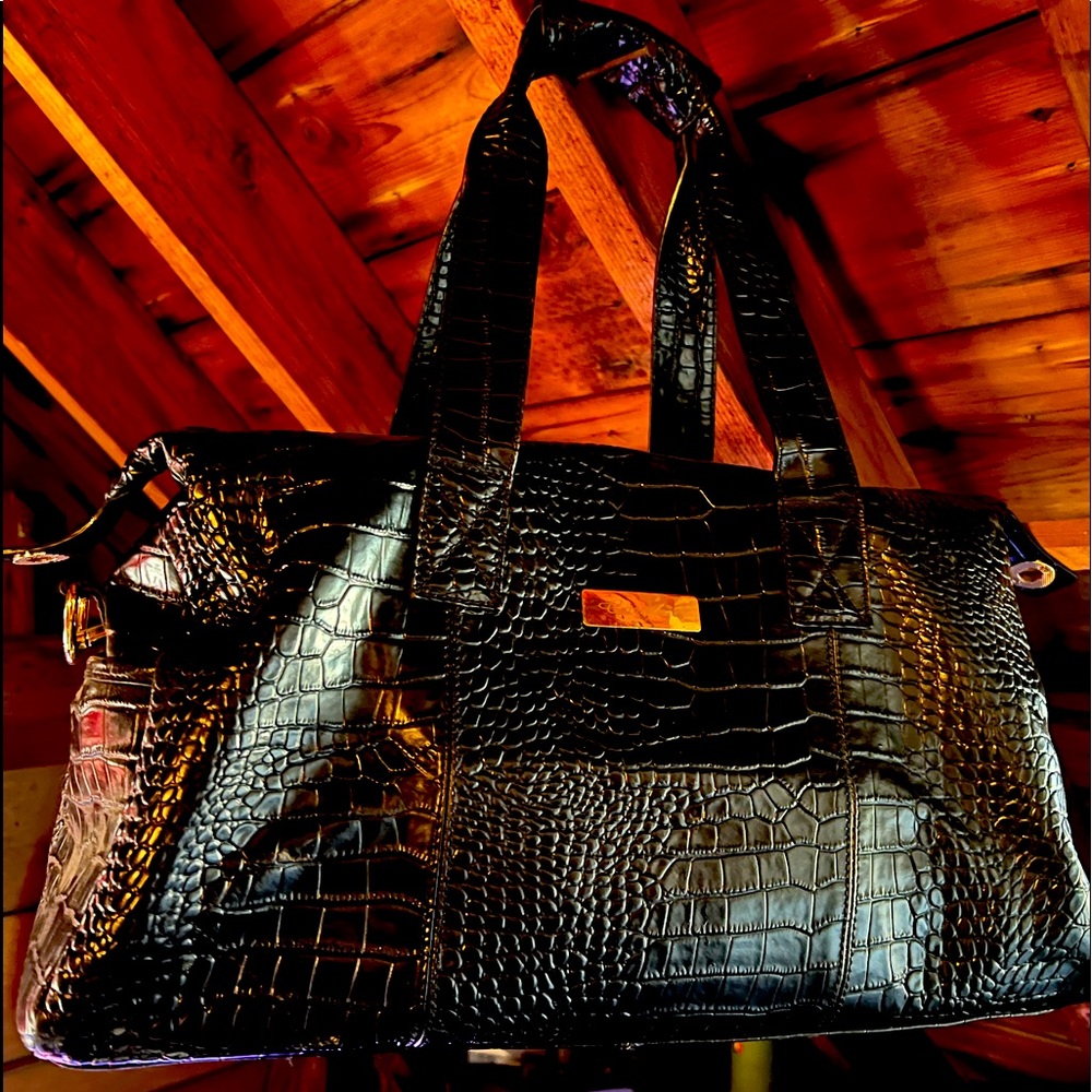 Gardinie Black Leather with suede interior 18" W * 8" D * 13.5" H